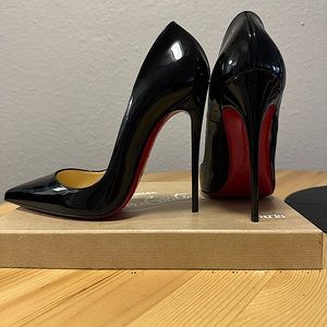 Black So Kate 120mm Christian Louboutin. Size 39.5